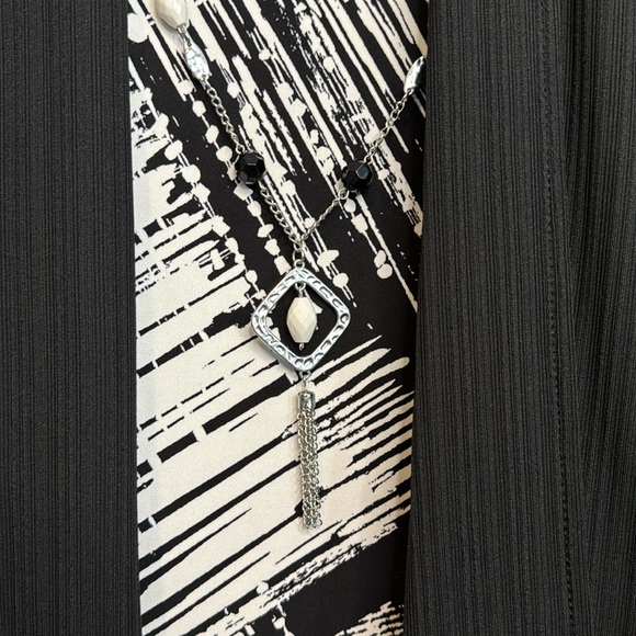 NWT Alfred Dunner‎ 3-in-1 Black/White Shirt/cardigan Combo in Size 3X - Picture 5 of 15